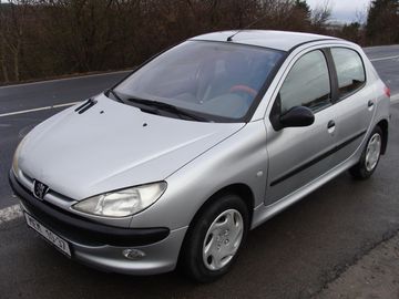 1.1i, 44 kW, 98000 km!!, klima