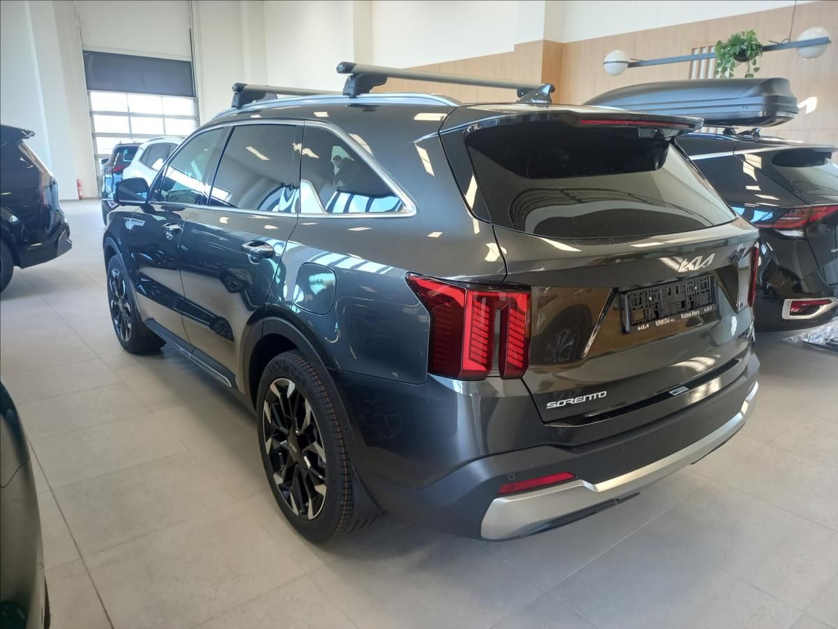 Kia Sorento, 2,2 7P 4x4 8DCT TOP (2026) - fotka 4