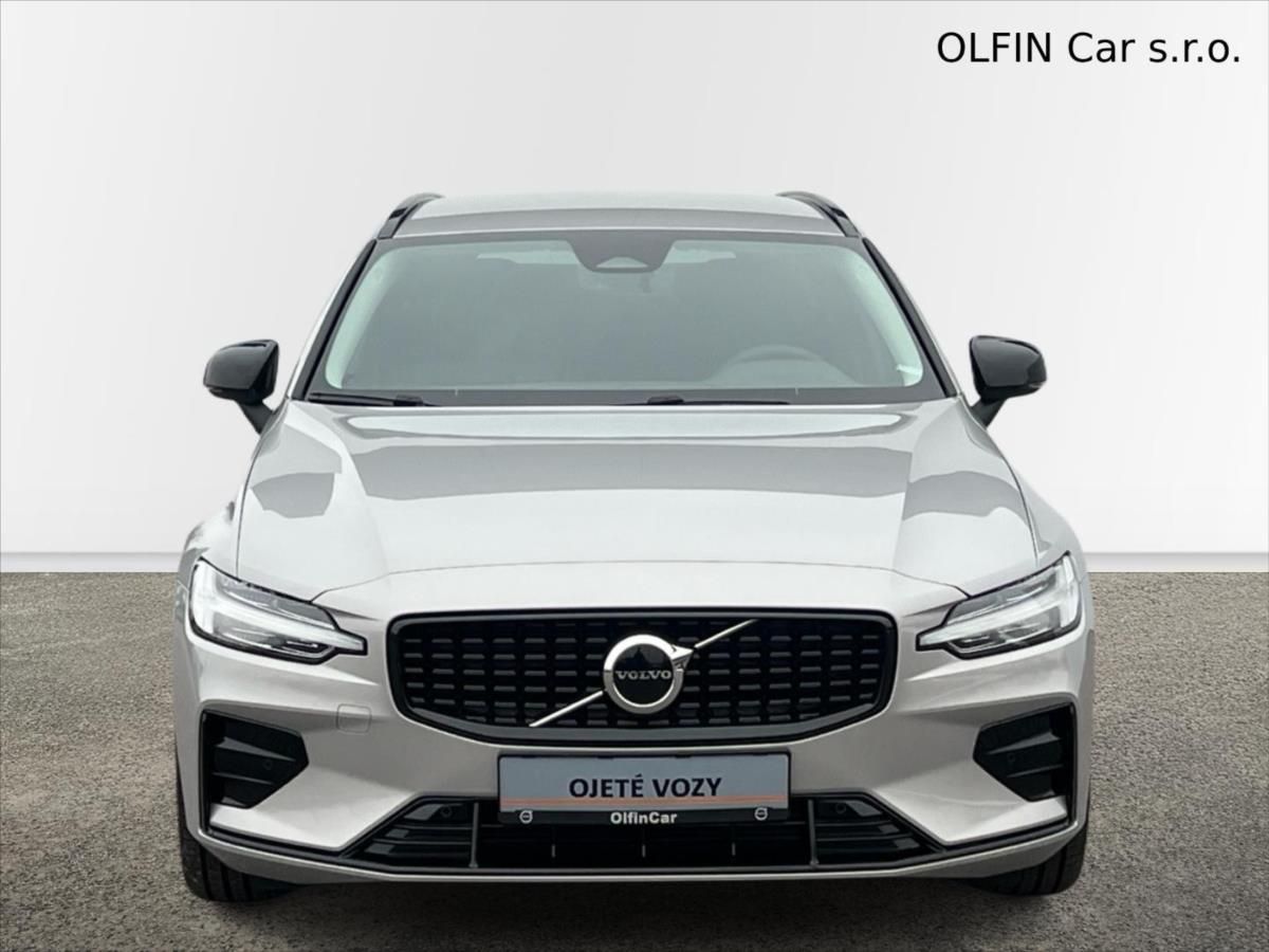Volvo V60, 2,0 FWD PLUS DARK 145kW  B4 - fotka 4