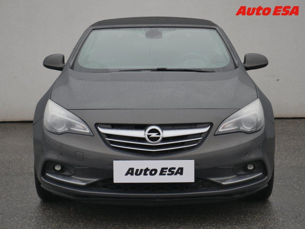 Opel Cascada, 1.4i,AC,výhřev sed - fotka 2