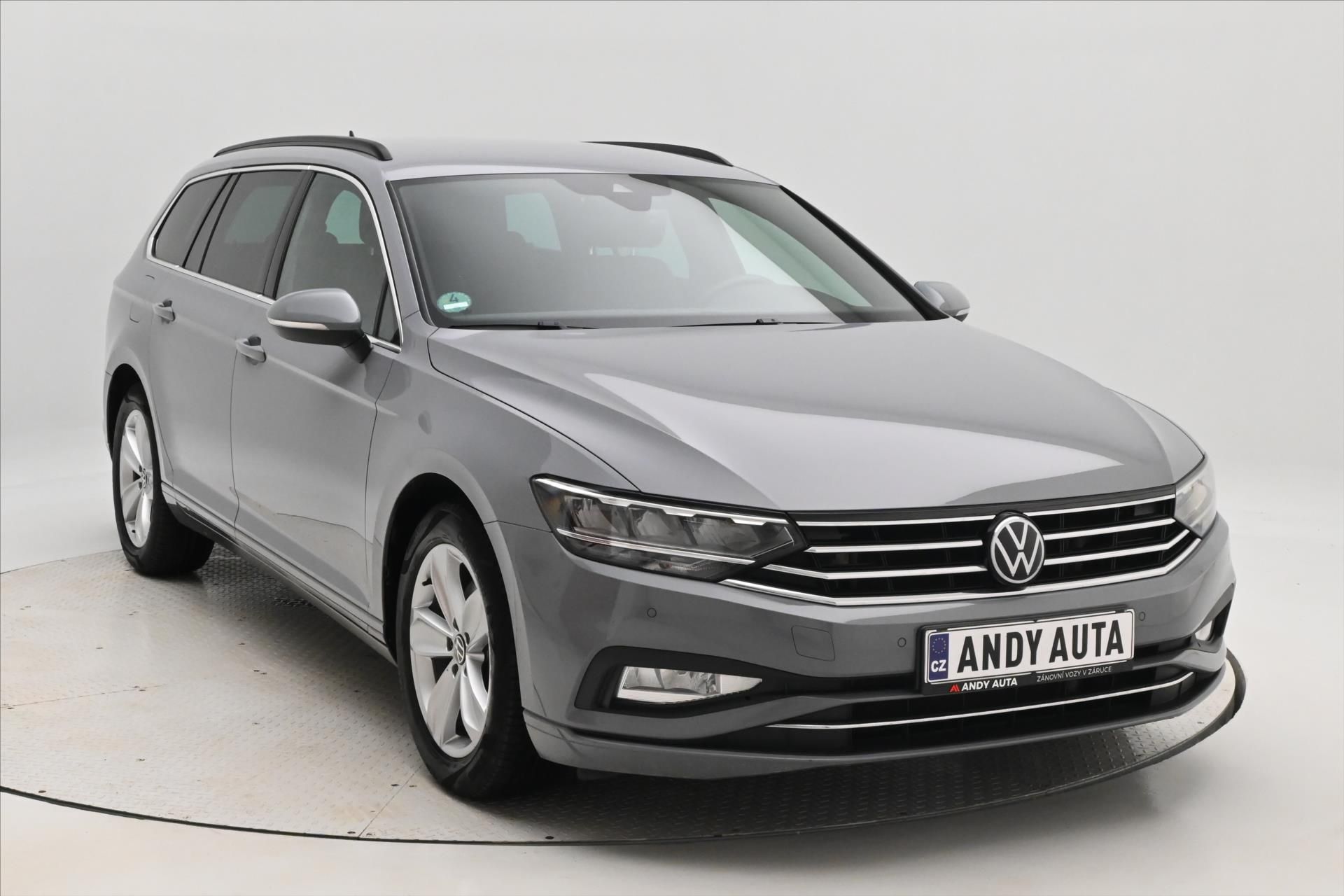 Volkswagen Passat, 2,0 TDI 110 kW DSG Business Zá - fotka 3