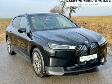 xDrive40,77kWh,SoH 94,5%,Tažné