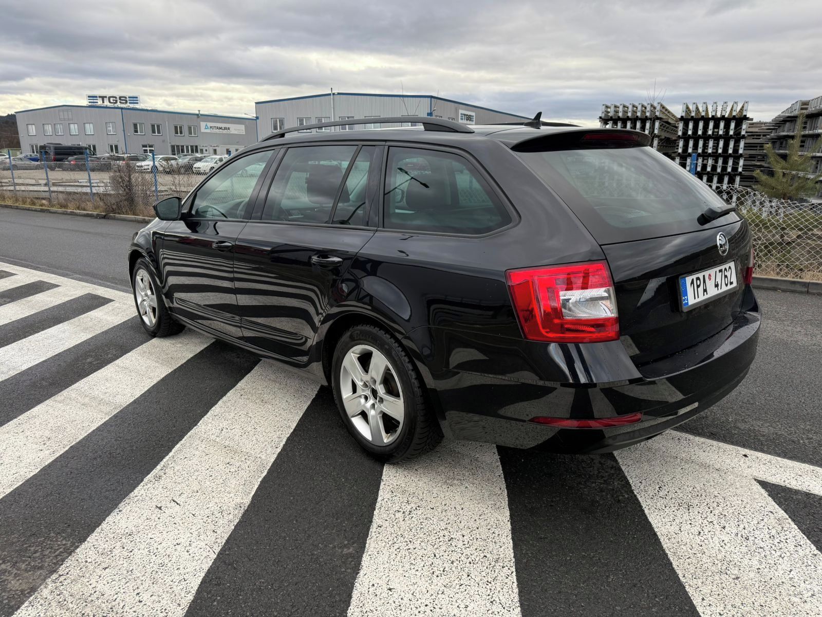 Škoda Octavia, 1,6 TDI automat - fotka 4