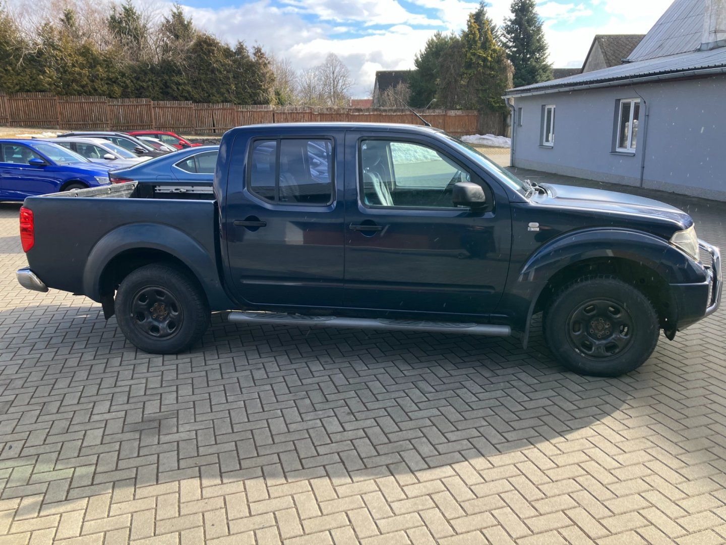 Nissan Navara, 2.5DCI 4WD DOUBLE CUB - fotka 3