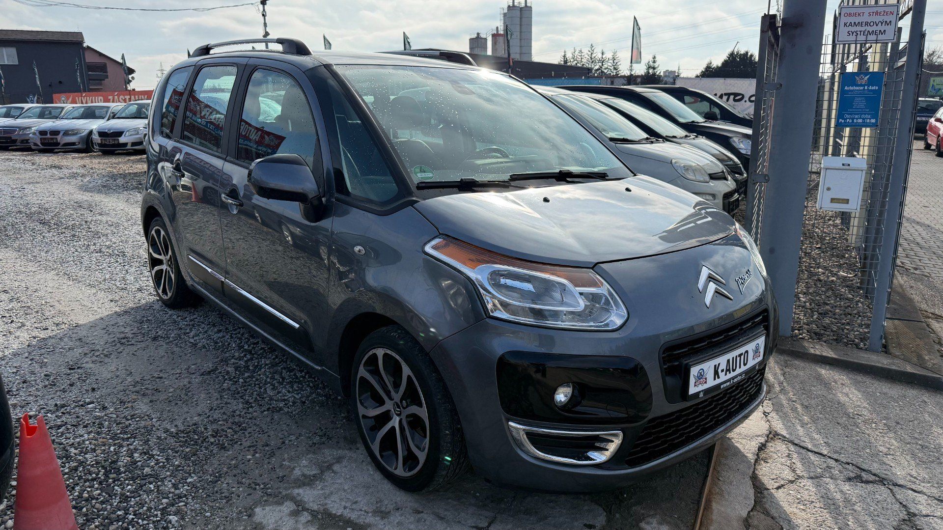 Citroën C3 Picasso, 1.4i 70kW*Exclusive*PDC*Klima* - fotka 3