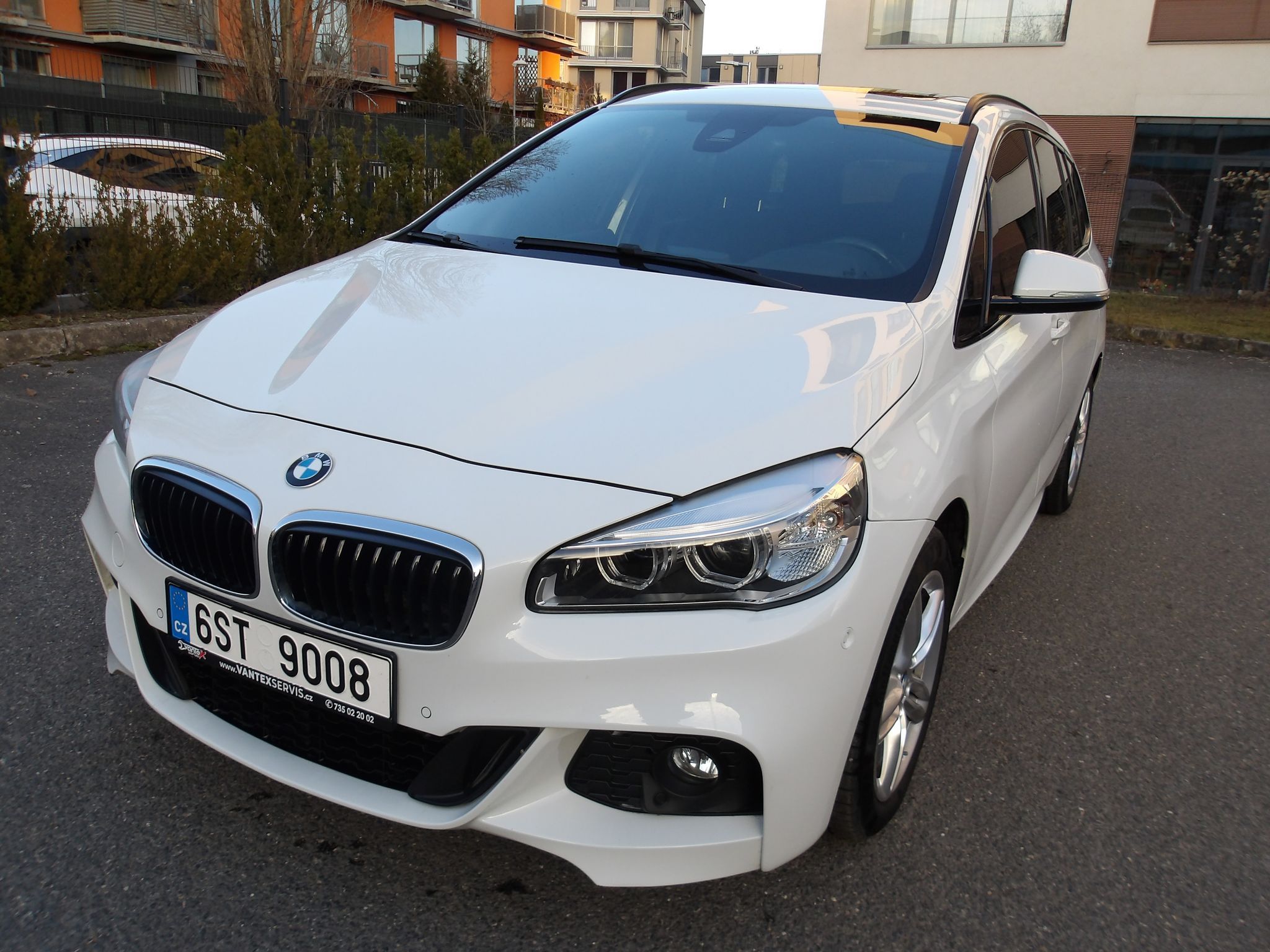 BMW Řada 2, 220i AUT.! 7MÍST Gran Tourer - fotka 4