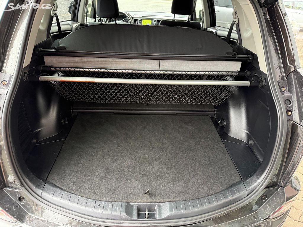 Toyota Rav4, fotka 25