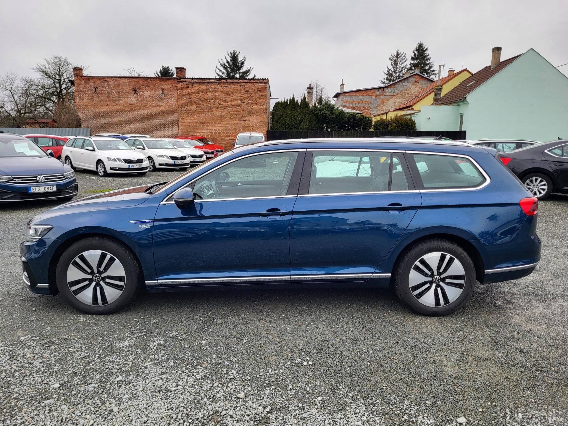 Volkswagen Passat, 1.4 TSI PHEV GTE DSG HYBRID - fotka 2