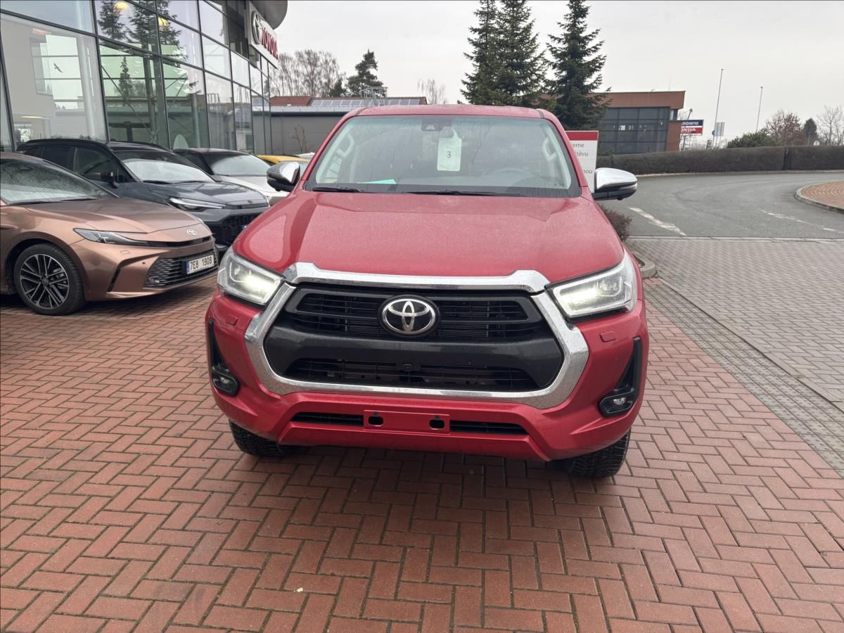 Toyota Hilux, 2,8   EXECUTIVE - fotka 3