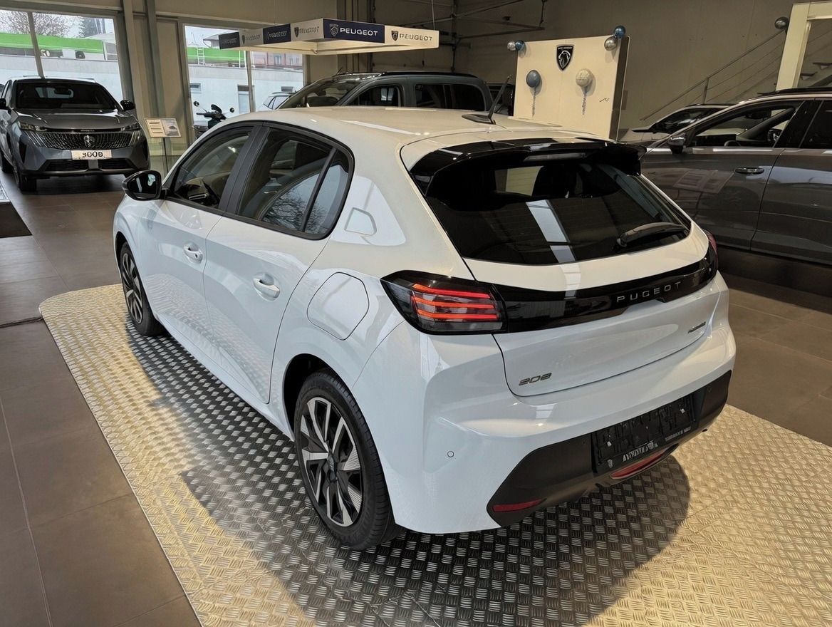 Peugeot 208, STYLE Hybrid 110 e-DCS6 - fotka 3