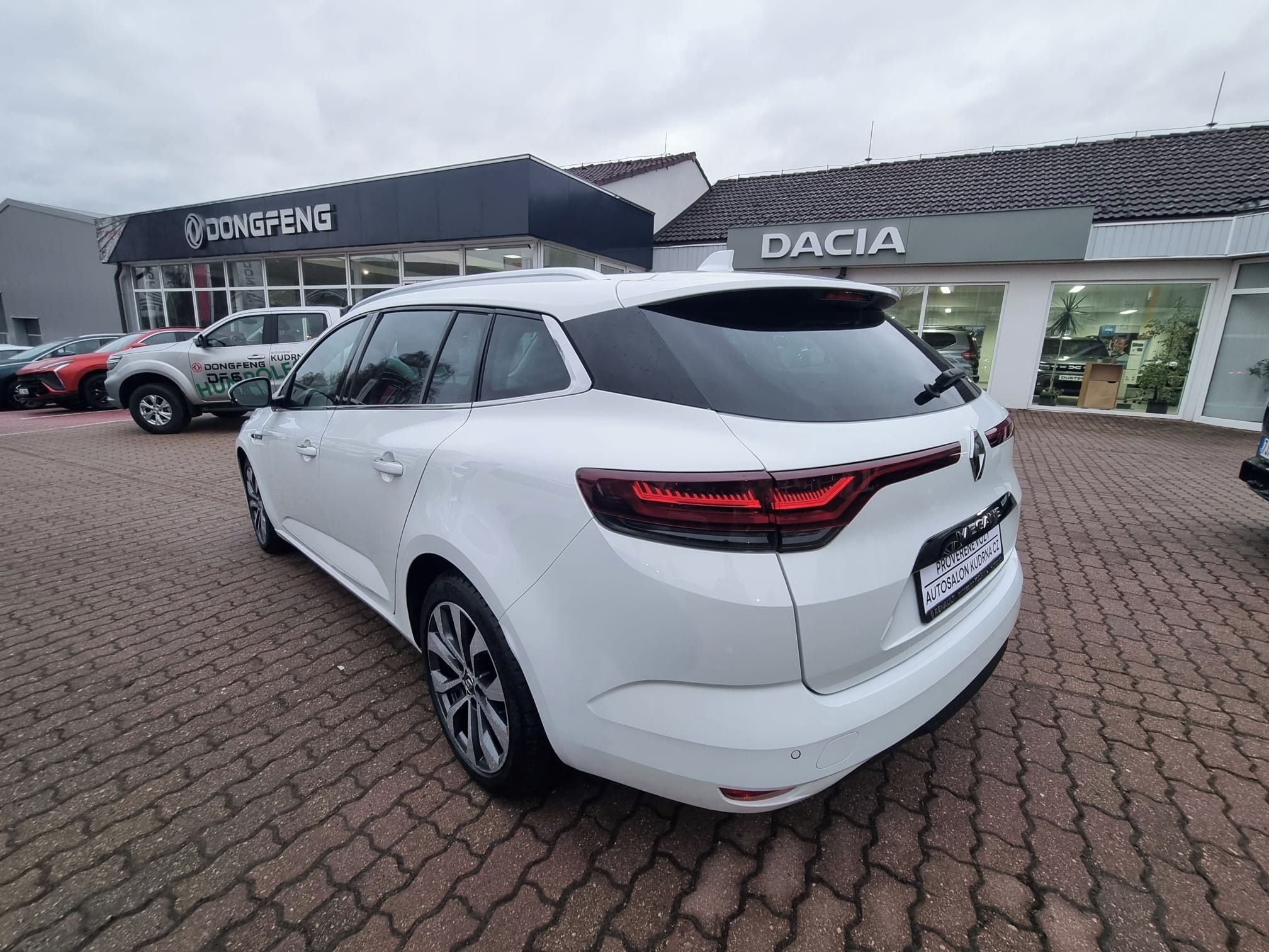 Renault Mégane, Techno 1.3 TCe 140 EDC - fotka 5