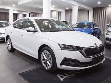 Sedan Style 1.5 TSI 110kW Man.