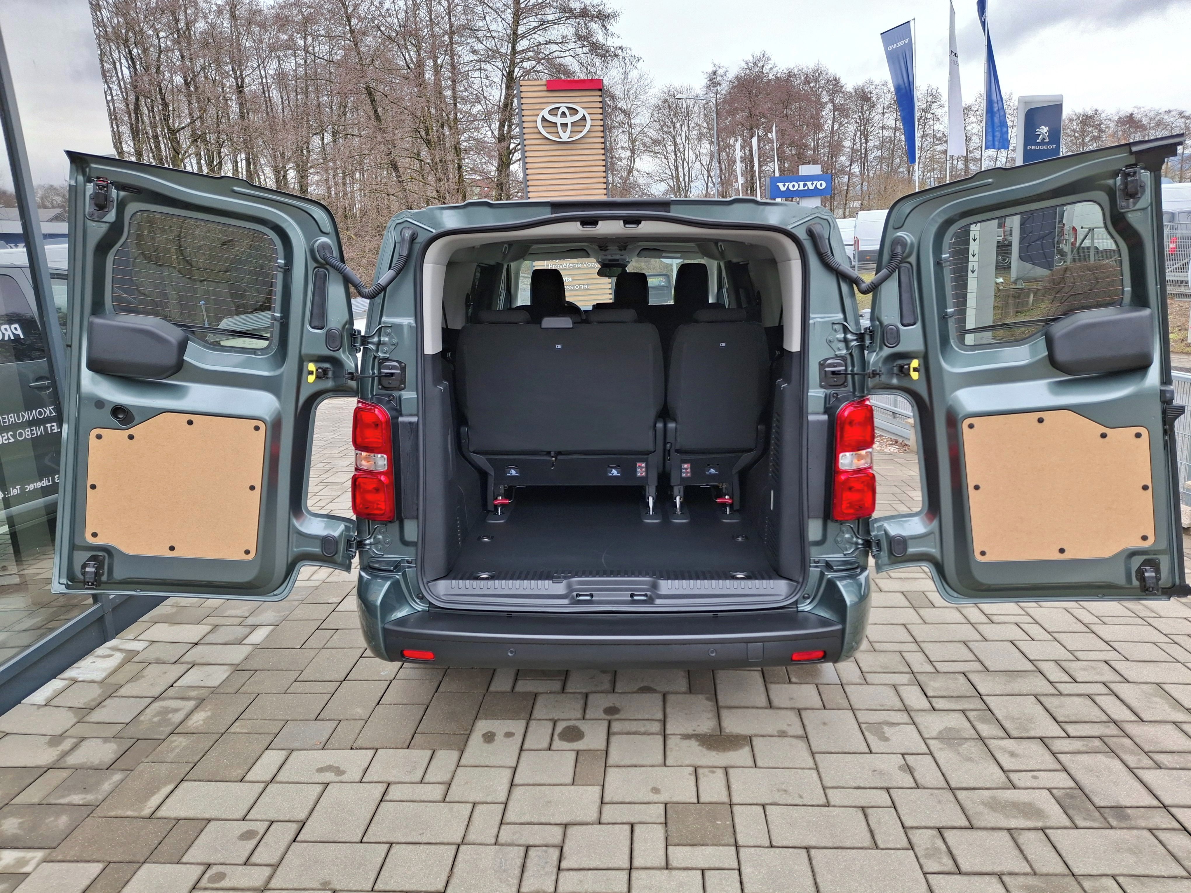 Toyota Proace Verso, L2 9S BEV 75kWh Business Comf. - fotka 5
