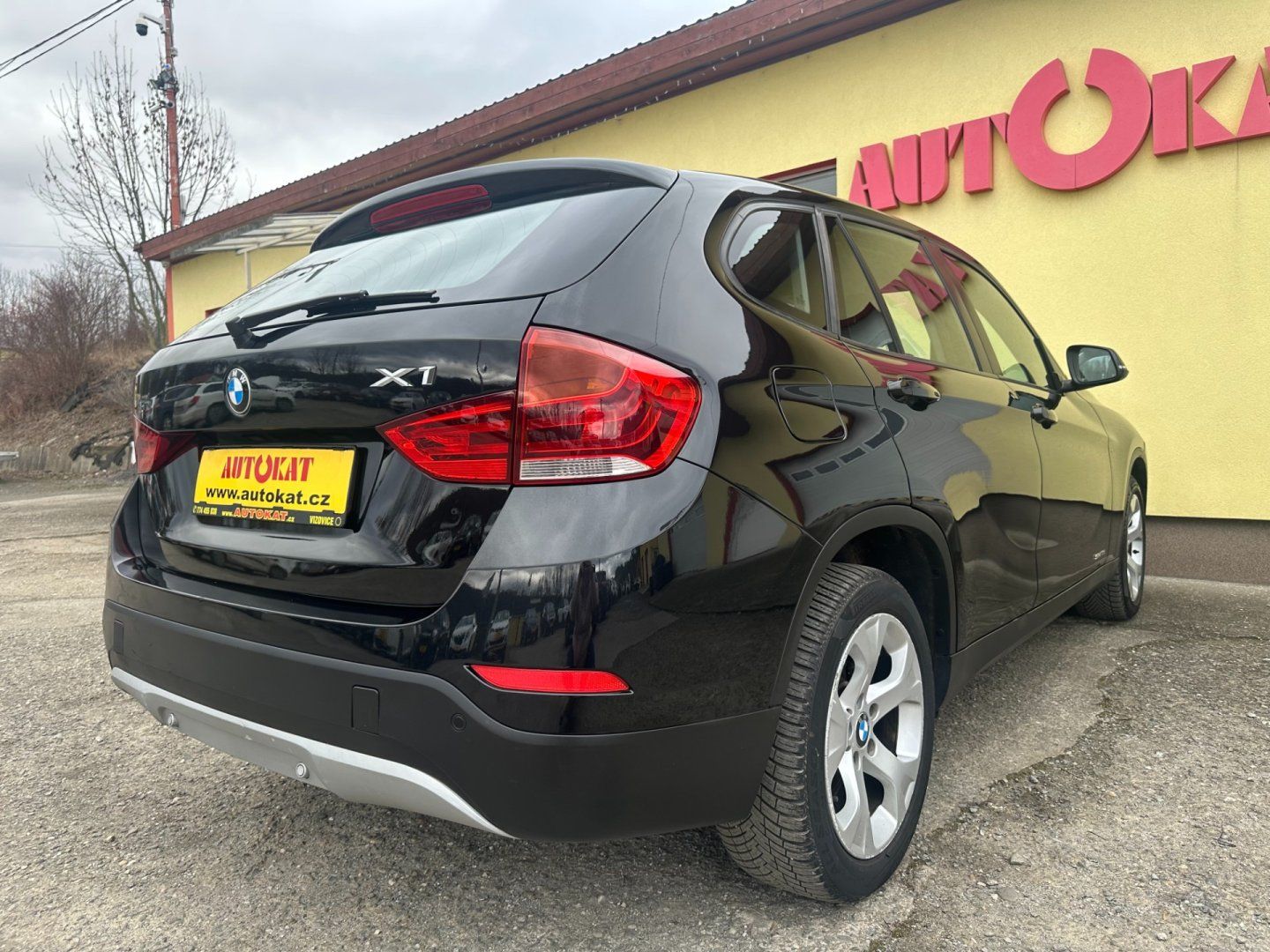 BMW X1, 2.0D SDrive/Automat/95tisKM - fotka 3