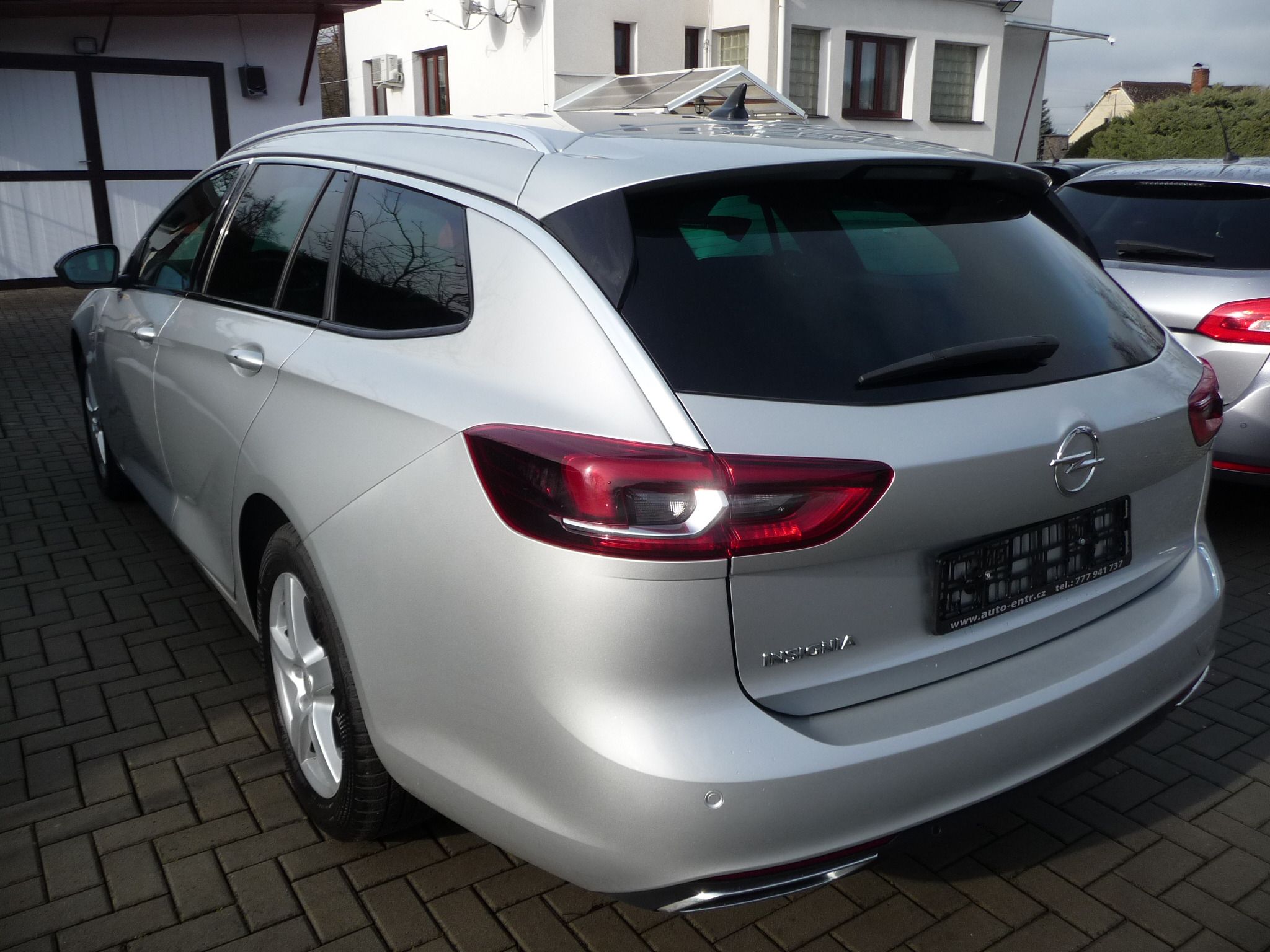 Opel Insignia, 2.0 CDTi 128kw Ultimate Sport - fotka 6