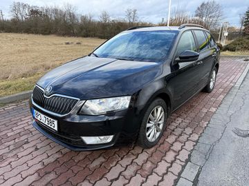 Combi 1,6 TDi 77 KW DSG 2014