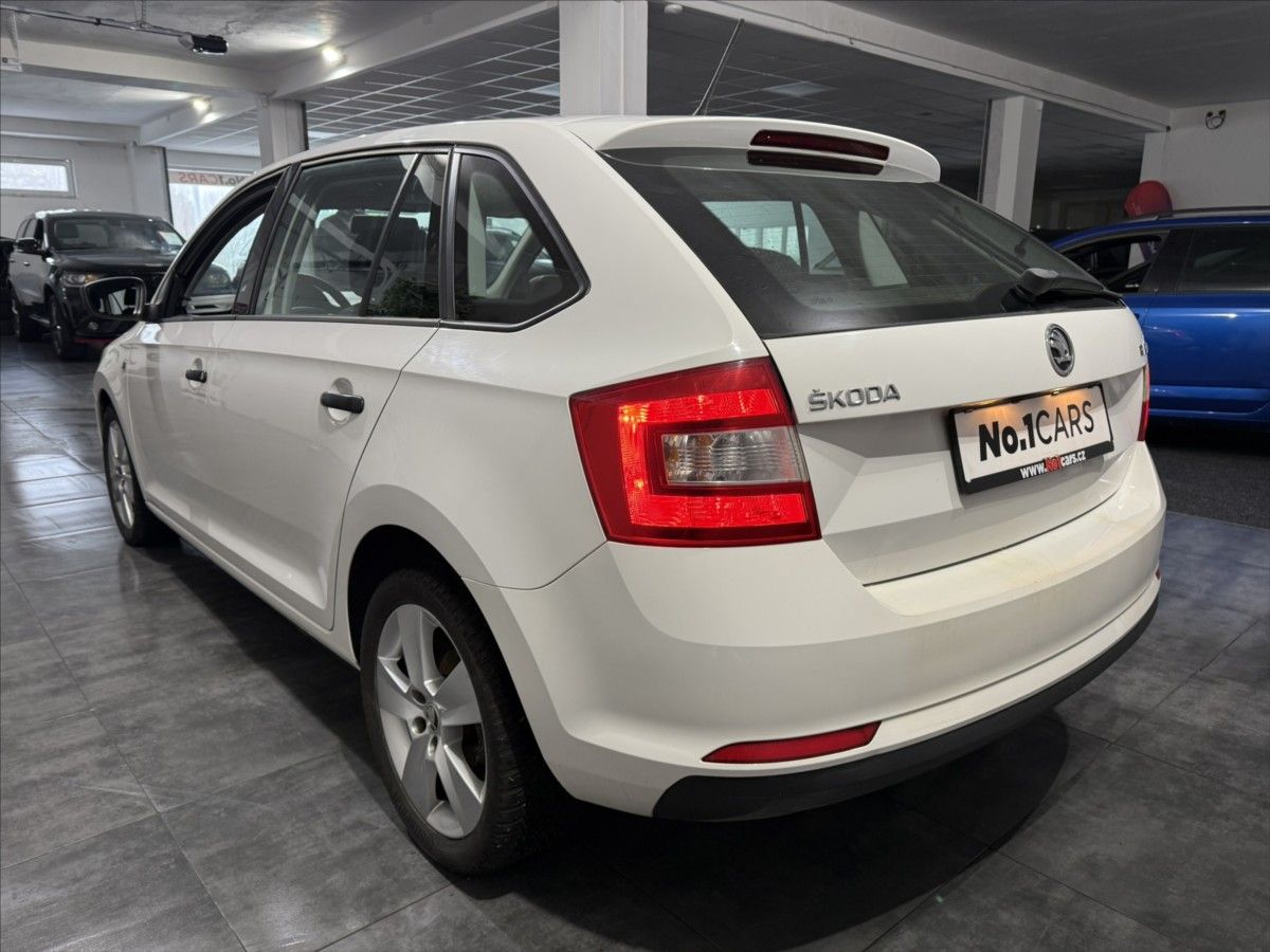 Škoda Rapid, 1,2   TSI 63KW KENWOOD KLIMA - fotka 4