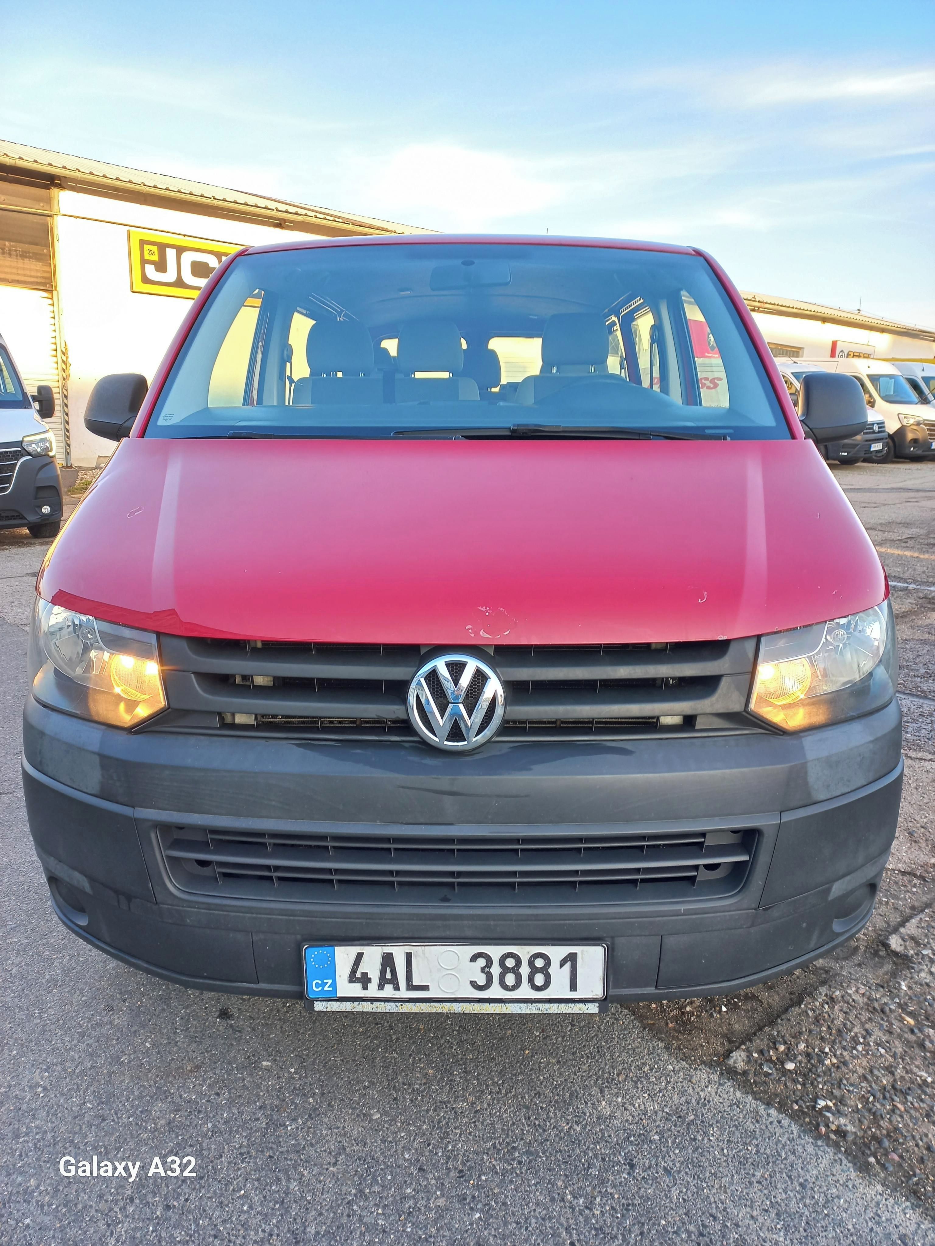Volkswagen Multivan, VW Multivan, ČR, DPH, 2. maj. - fotka 2