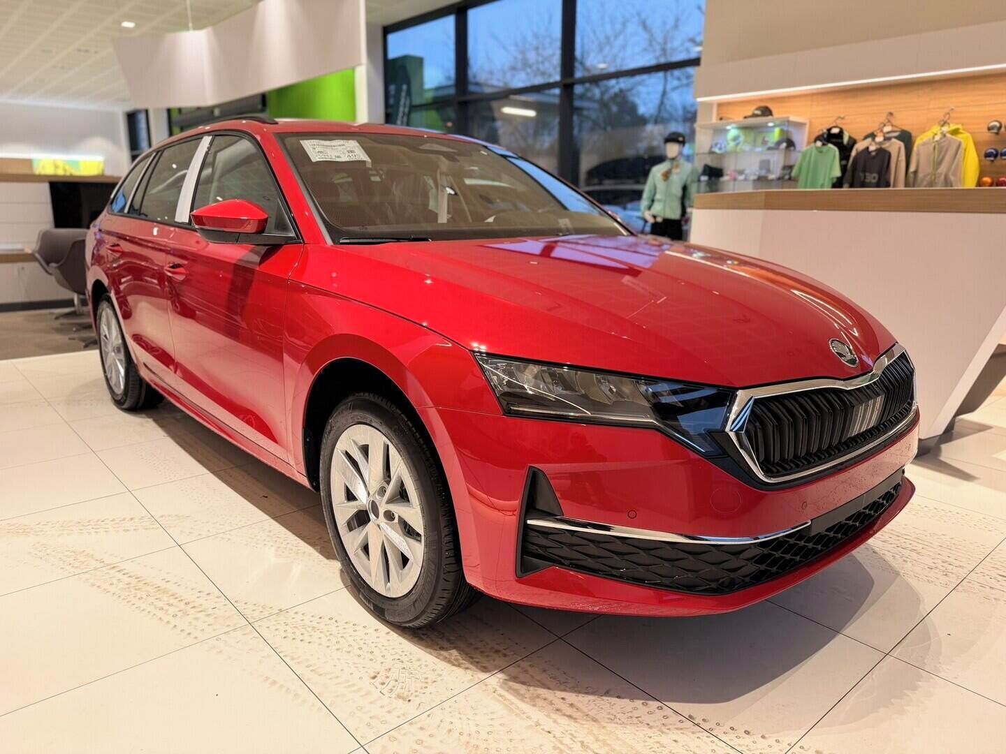 Škoda Octavia, Combi Classic 1.5 TSI 85 kW - fotka 2