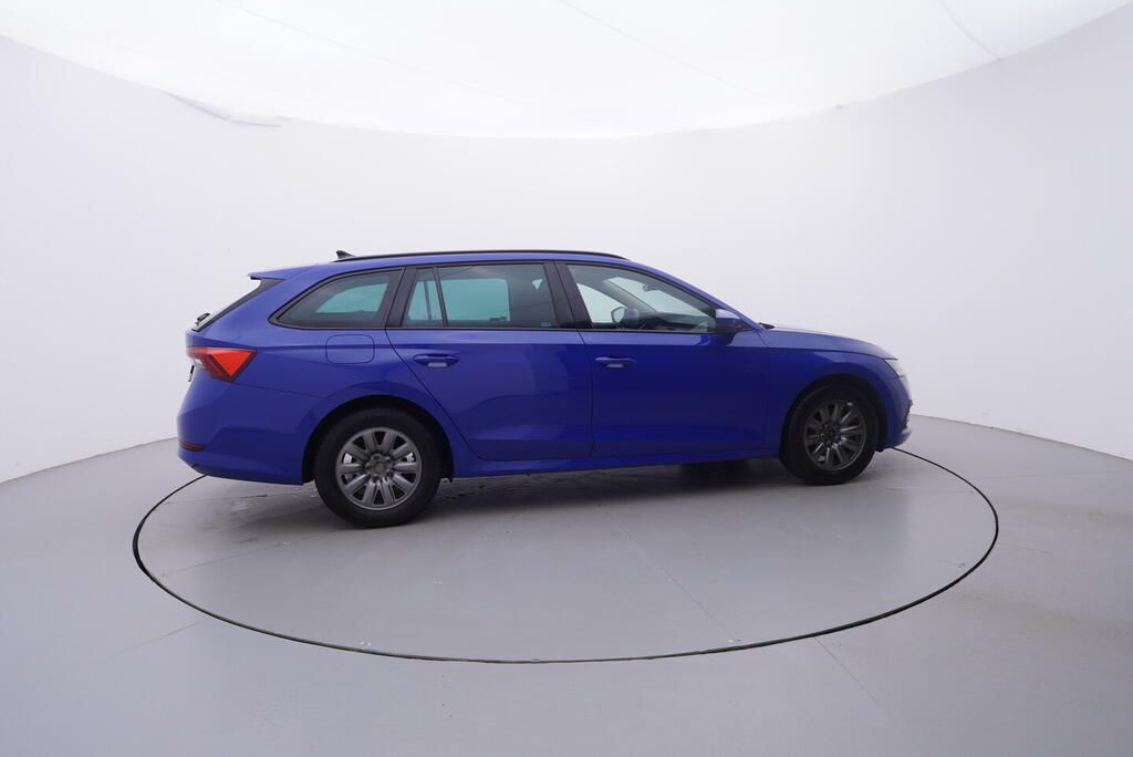 Škoda Octavia, Ambition 2.0 TDI 85 kW - fotka 6