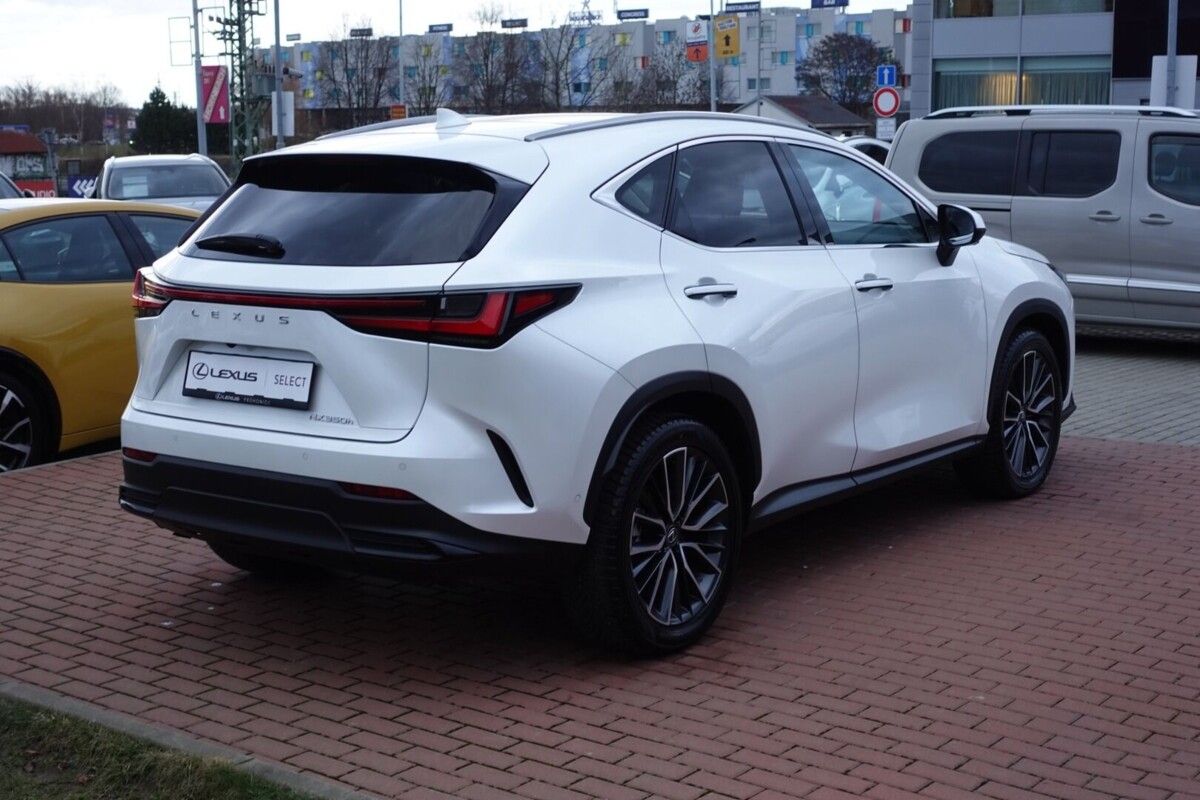 Lexus NX 350h, NX350h Luxury Top Panoramic 4x - fotka 5