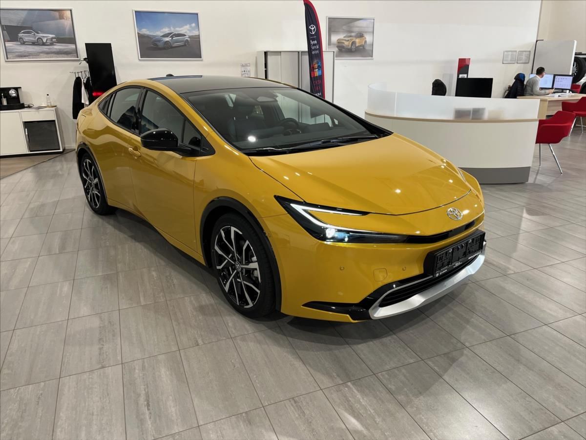 Toyota Prius, 2.0 Plug-in hybrid 223 koní  E - fotka 5