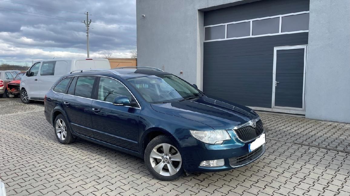Škoda Superb, 1.8 Tsi 118KW // DSG // - fotka 3