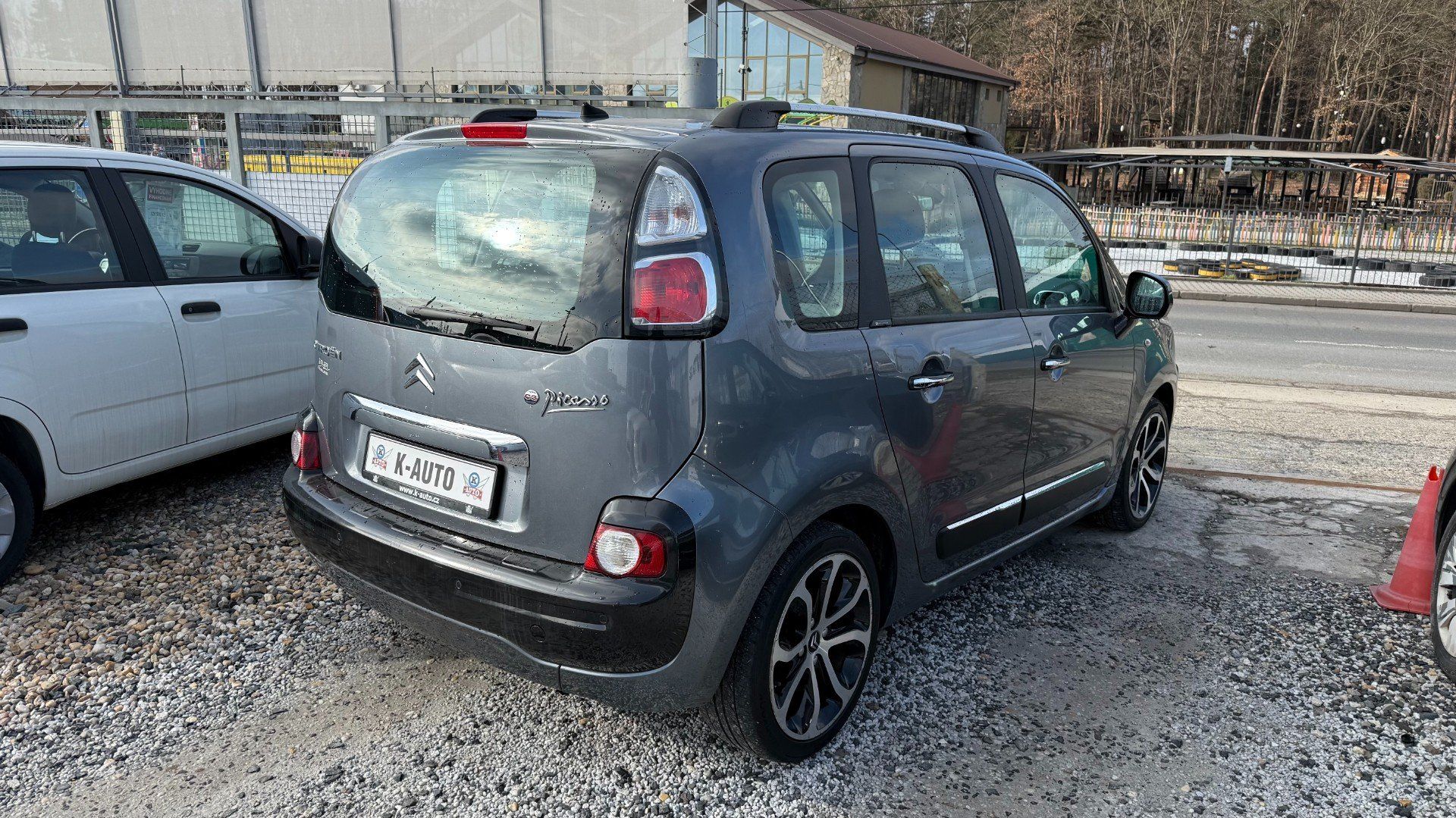 Citroën C3 Picasso, 1.4i 70kW*Exclusive*PDC*Klima* - fotka 4