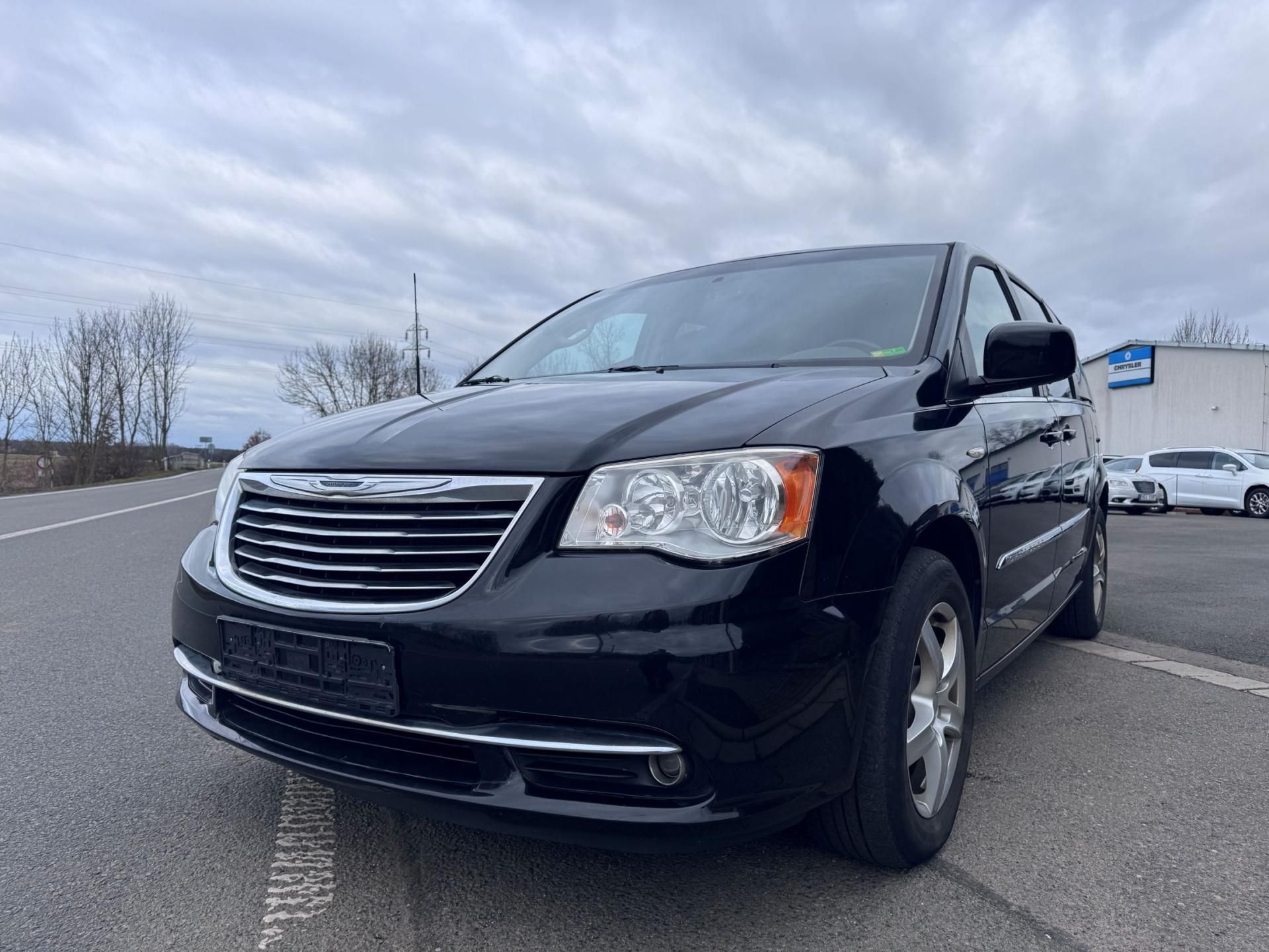 Chrysler Town & Country, 3,6 RT Penta DVD 2014 - fotka 6