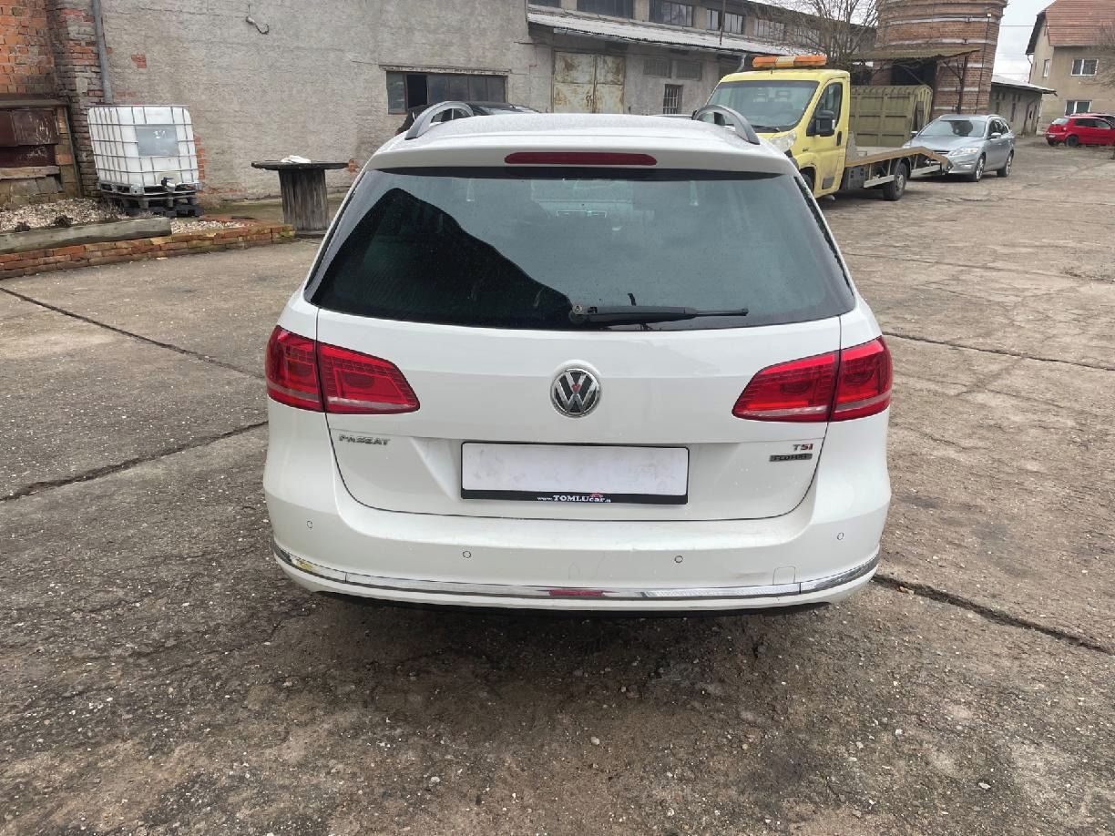Volkswagen Passat Variant, 1,4TSi-CNG-110kw-DSG-nové v ČR - fotka 4