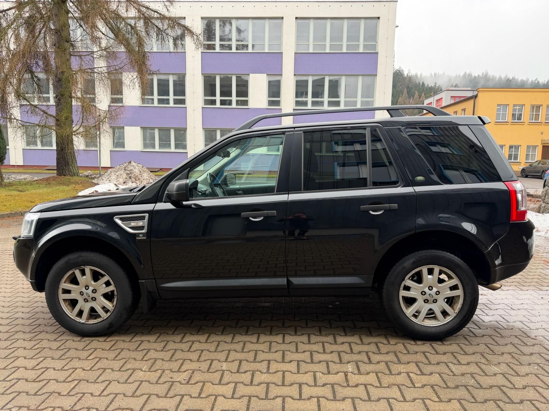 Land Rover Freelander, 2 2,2TD4  4WD / servis.kn. - fotka 2