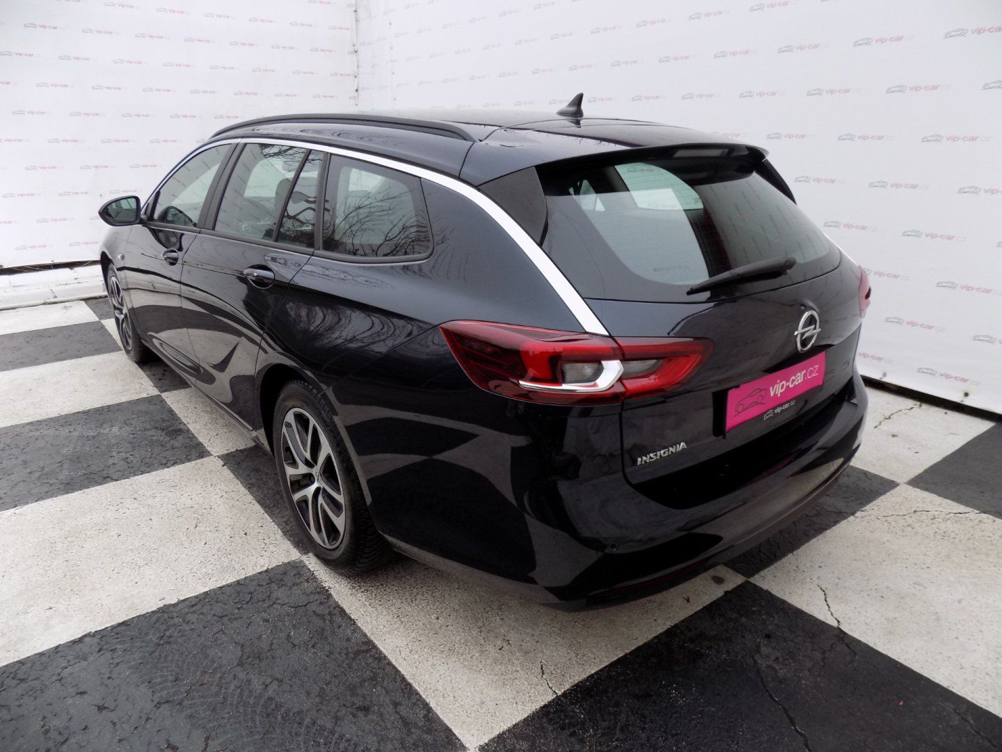 Opel Insignia, 1.6 CDTI/Bussines Edition/DPH/ - fotka 3