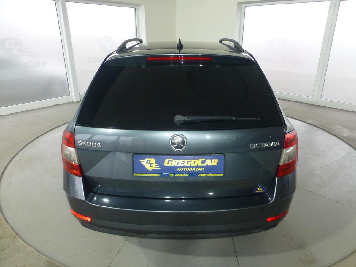Škoda Octavia, 2,0TDI*NAVIGACE**ALU**PARK.S - fotka 6