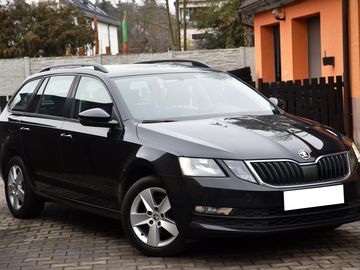 1.4 TSi G-TEC,NAVI,KŮŽE,PDC,TZ