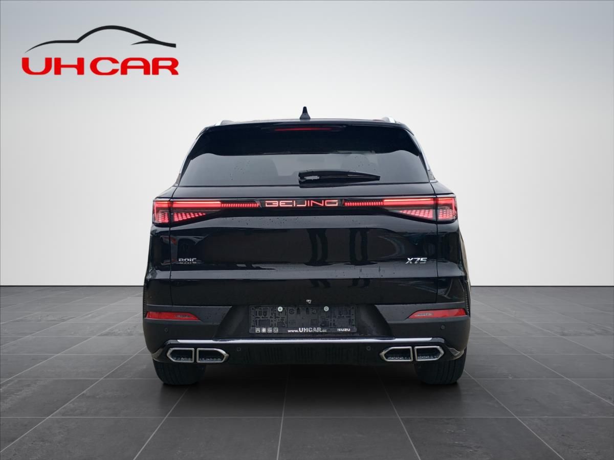 BAIC X7, 1,5 4x2  1.5T+7DCT - fotka 6