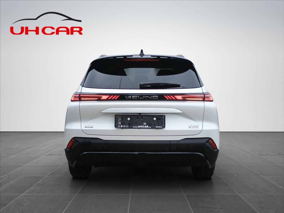 BAIC X5, 1,5 4x2  1.5T+7DCT - fotka 6