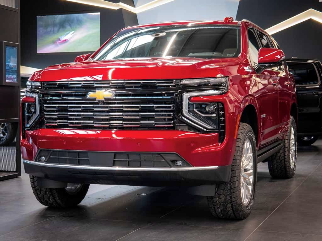 Chevrolet Tahoe, 6.2 V8 High Country 2.5" Lift