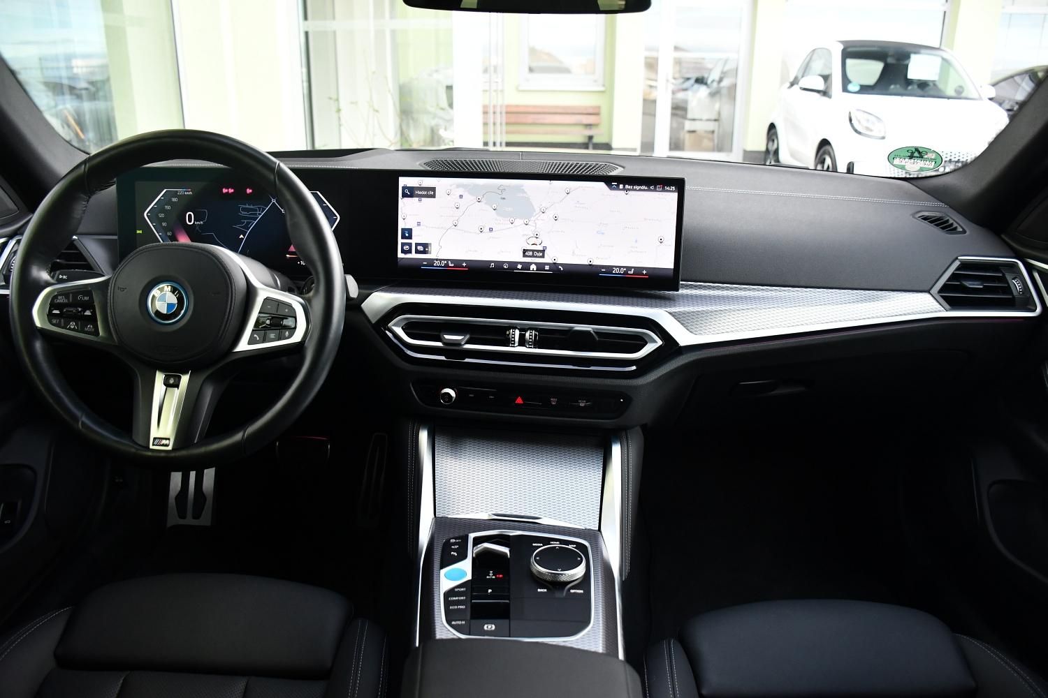 BMW i4, eDrive40 M-SPORT HUD 1.M TAŽNÉ - fotka 5