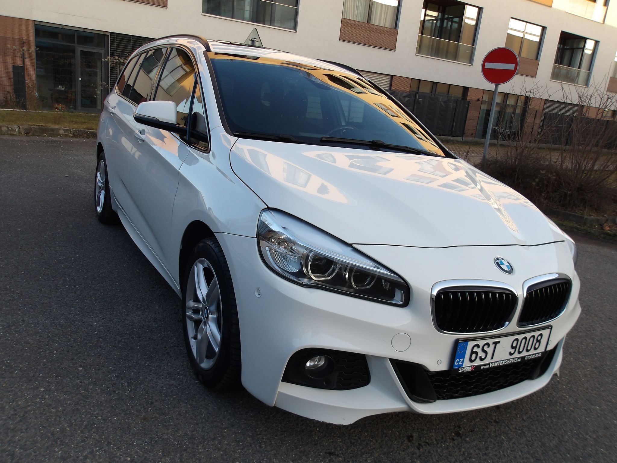 BMW Řada 2, 220i AUT.! 7MÍST Gran Tourer - fotka 6