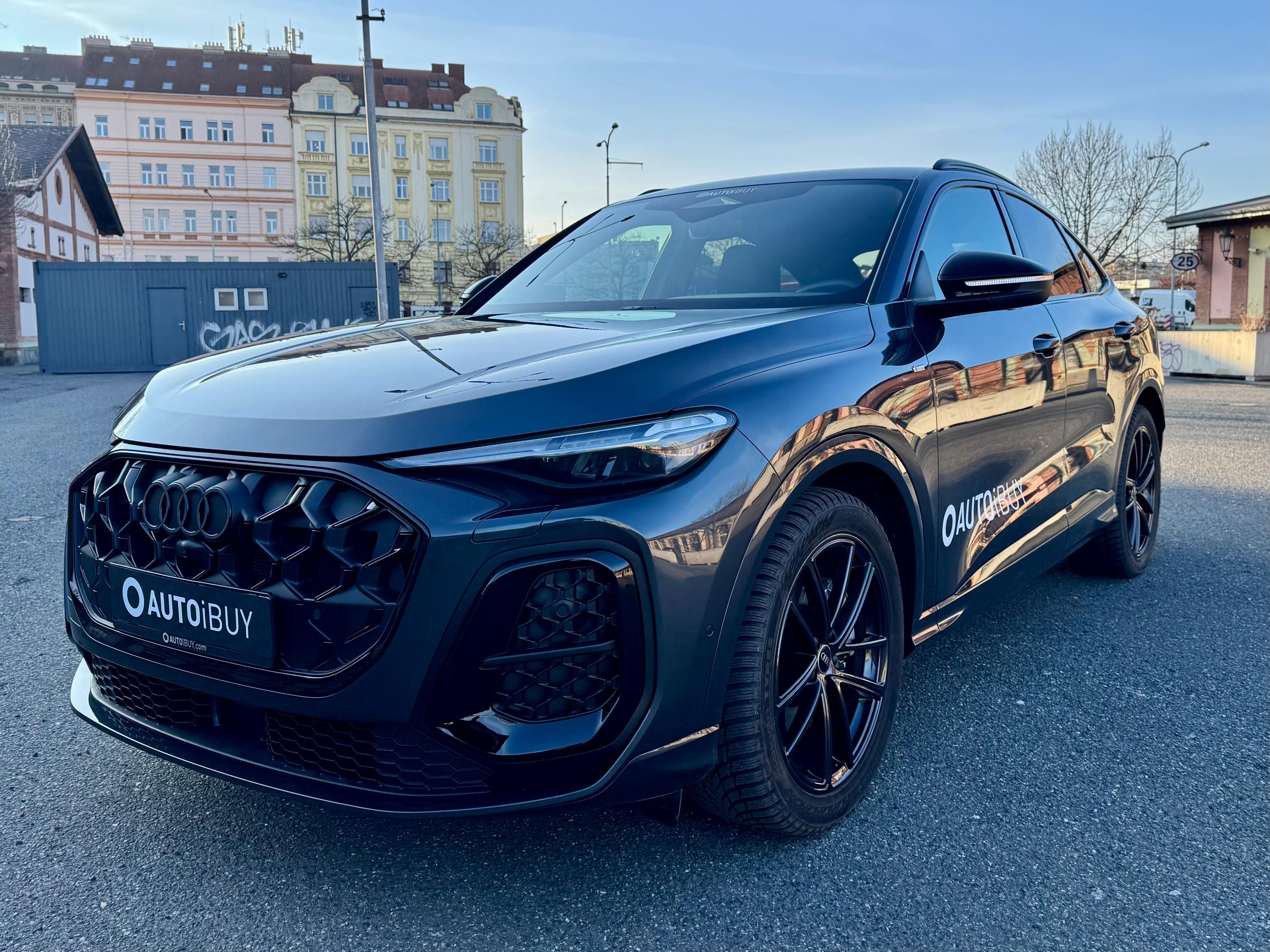 Audi Q5, SPORTBACK 2.0TDI QUATTRO SLINE - fotka 3
