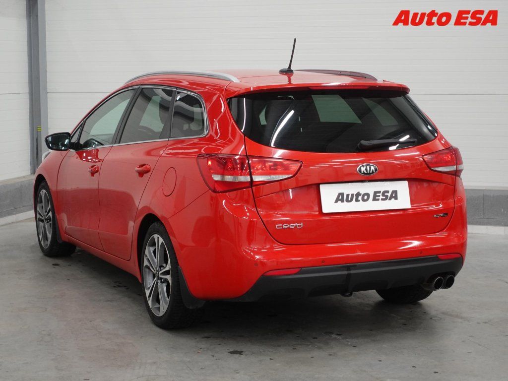 Kia Cee´d, 1.6 CRDi,1.maj,ČR - fotka 6