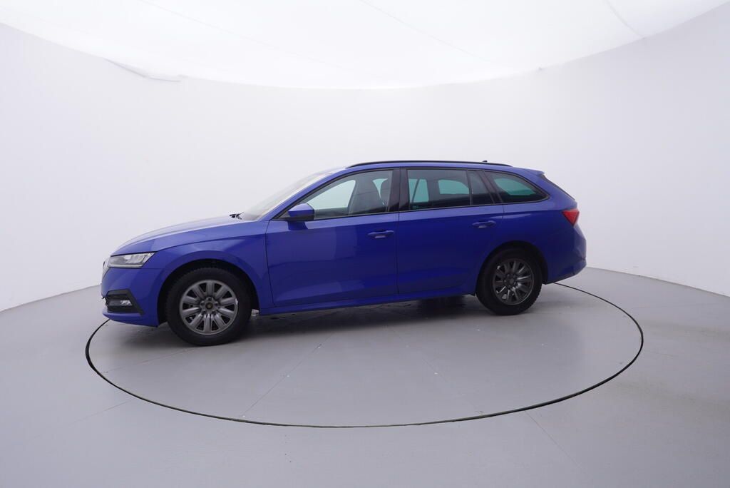 Škoda Octavia, Ambition 2.0 TDI 85 kW - fotka 2