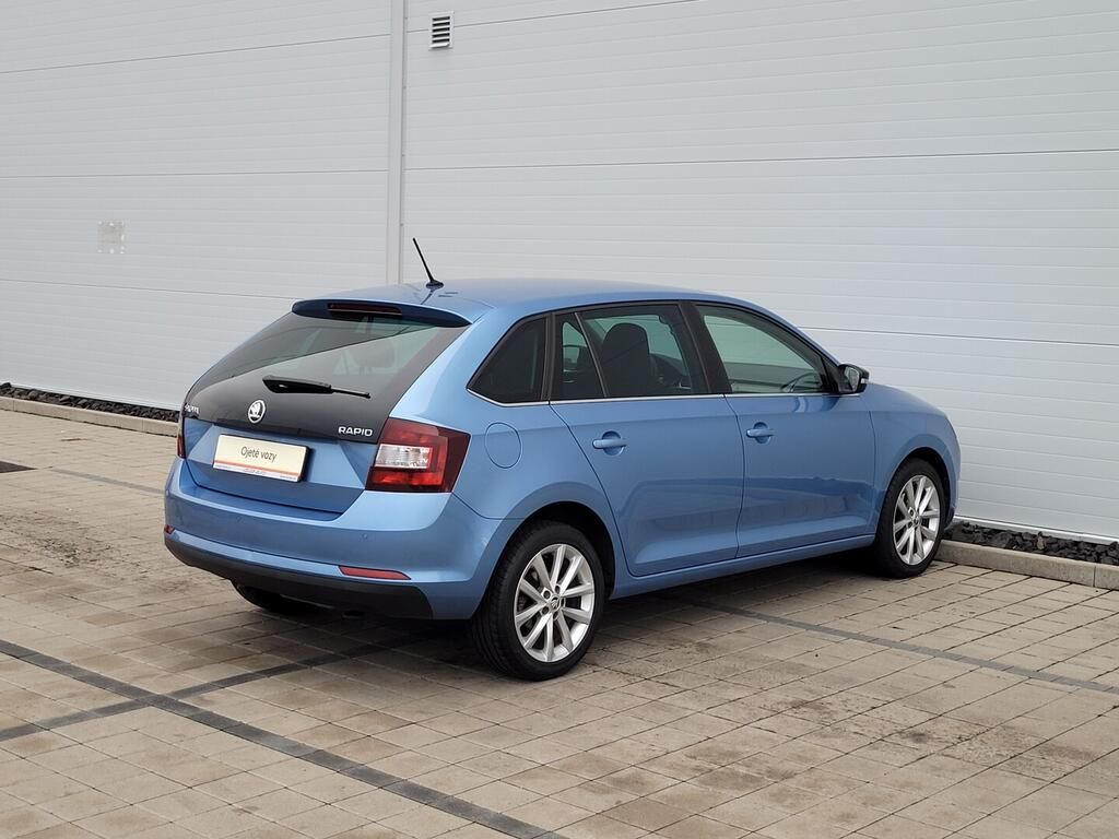 Škoda Rapid, Style 1.0 TSI 70 kW - fotka 4