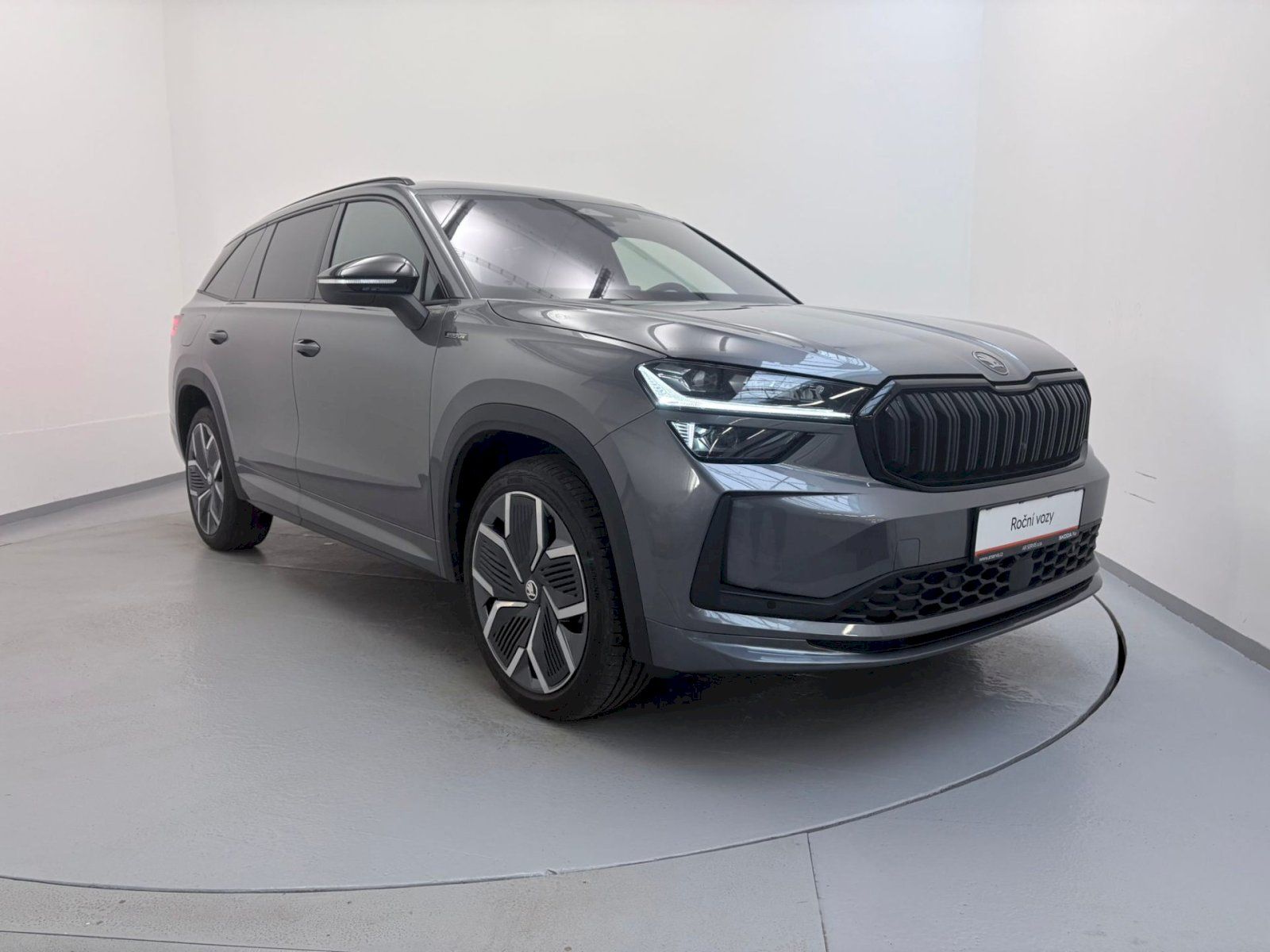 Škoda Kodiaq, Sportline 2.0TDI/142kW 4x4 7DS - fotka 6