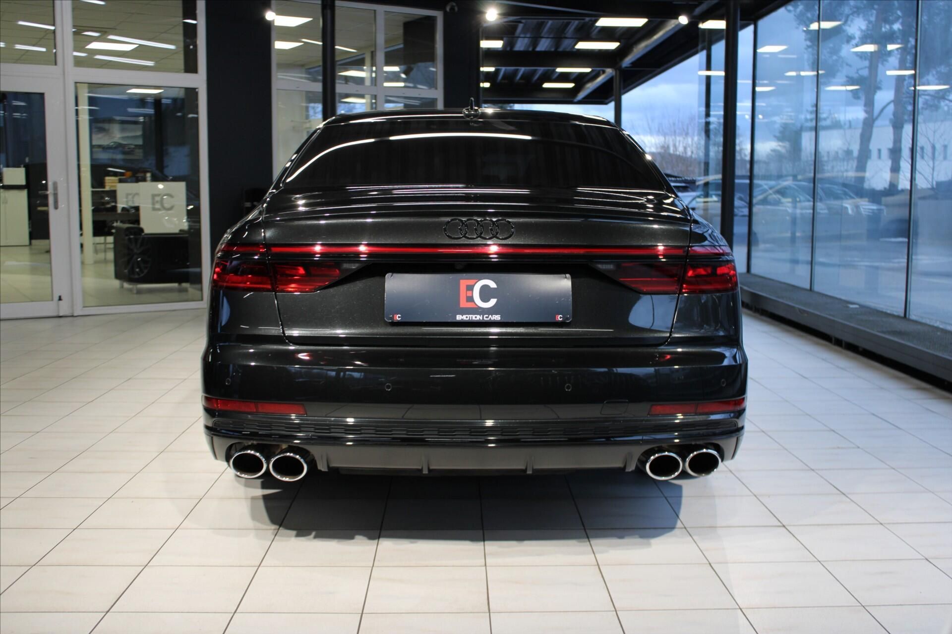 Audi S8, V8 TFSi 420kW quattro NezTop/P - fotka 5