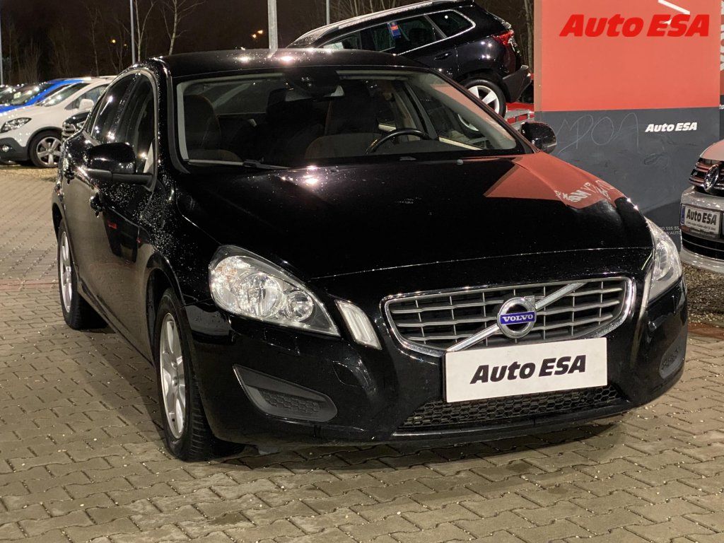 Volvo S60, 2.0 D3,Navi