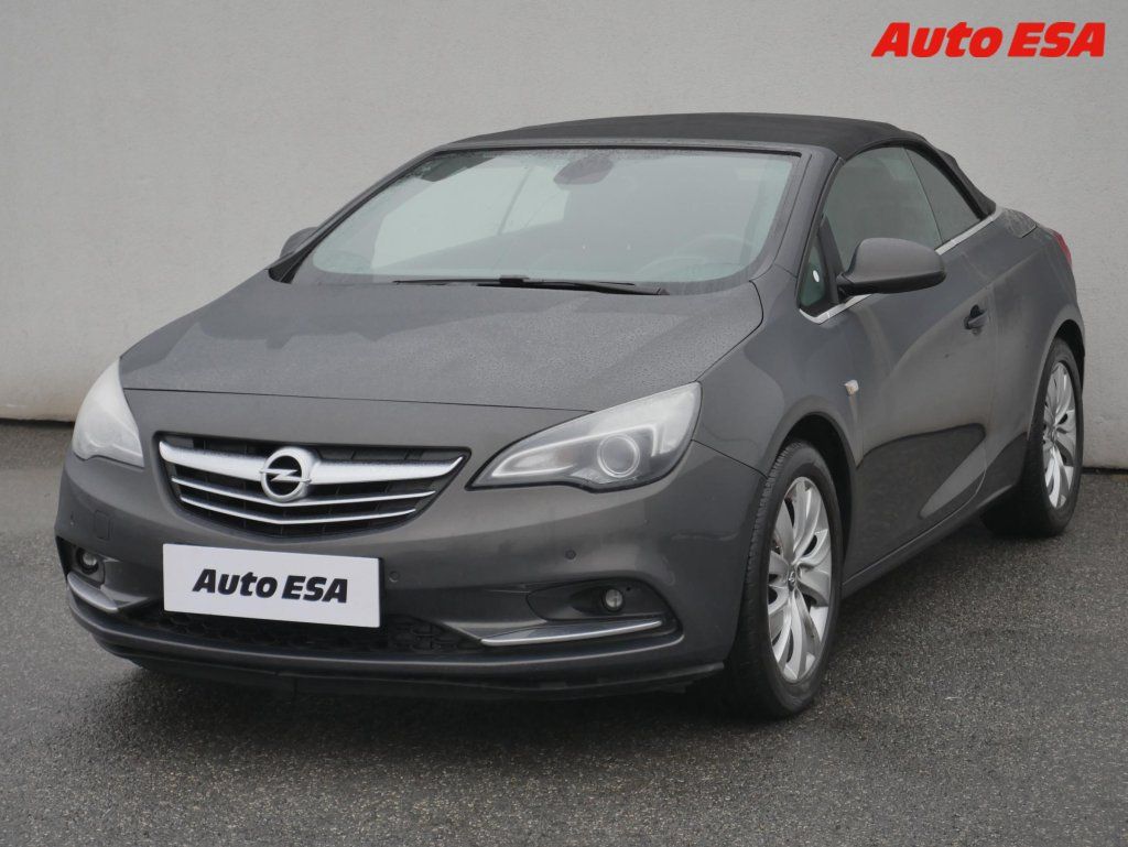Opel Cascada, 1.4i,AC,výhřev sed - fotka 3