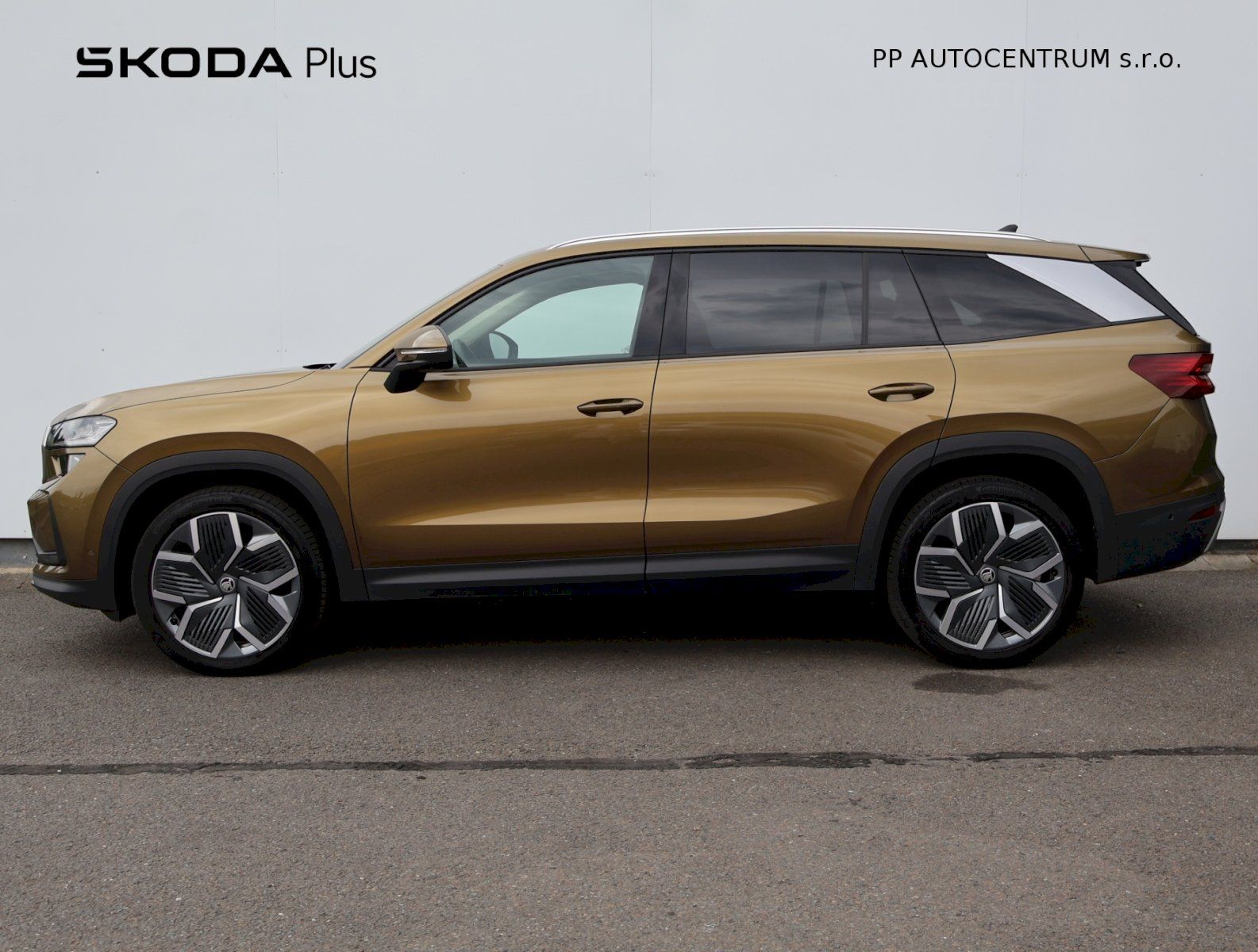 Škoda Kodiaq, Exclusive Selection 4x4 DSG 2. - fotka 3
