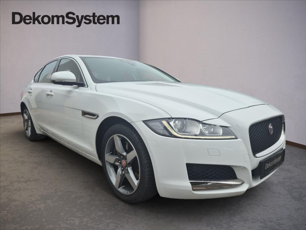 Jaguar XF, 3,0 30d R-SPORT - fotka 2