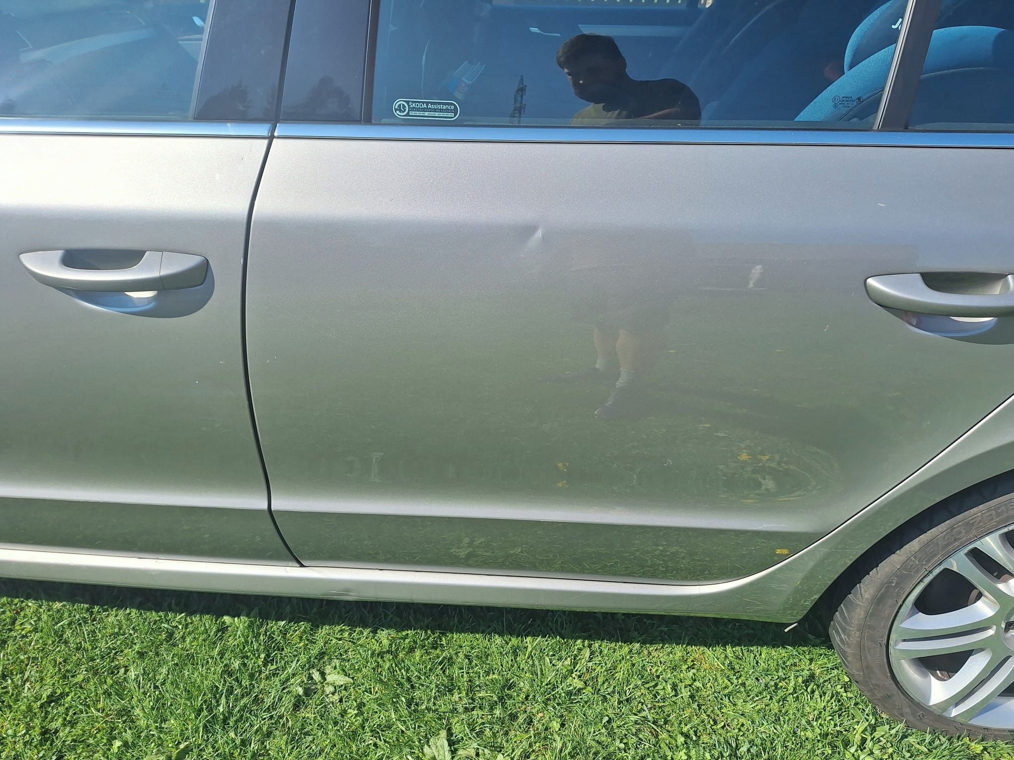 Škoda Superb, Superb 2, 2.0 TDI kombi - fotka 3